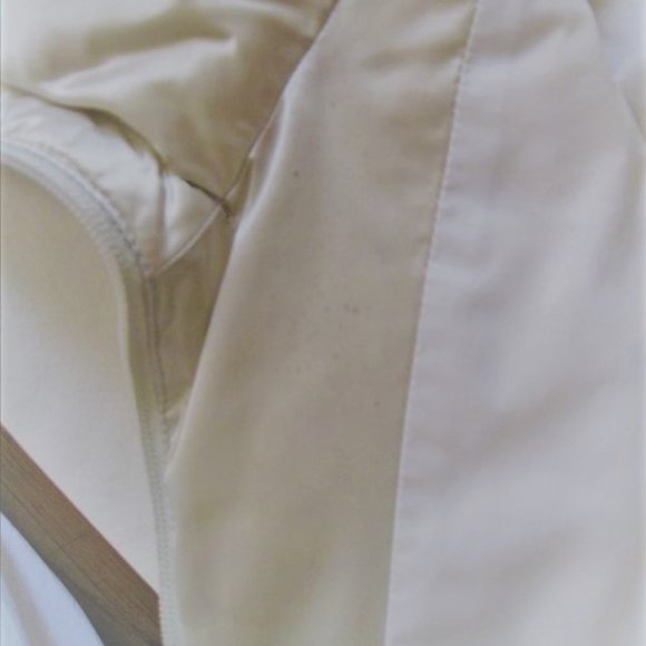 Sold! Moncler ~ Long Down Coat ~ Off White Cream ~ Sz: Small to Med - Picture 10 of 13